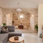 Willa Rustic Casa Tessa With Outdoor Pool In Tar *
