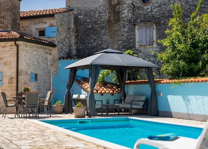Rustic Casa Tessa With Outdoor Pool In Tar Villa *