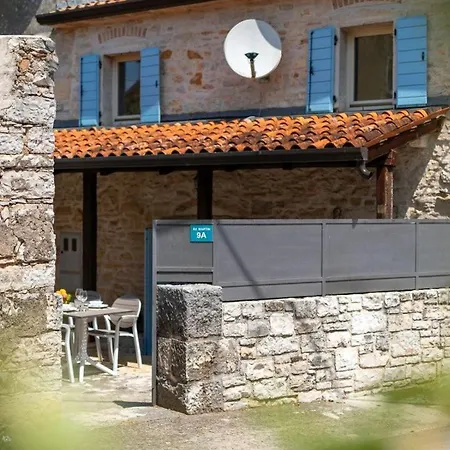 Villa Rustic Casa Tessa With Outdoor Pool In Tar *