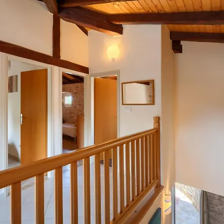 Villa Rustic Casa Tessa With Outdoor Pool In Tar *
