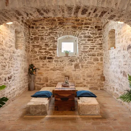 Villa Rustic Casa Tessa With Outdoor Pool In Tar *