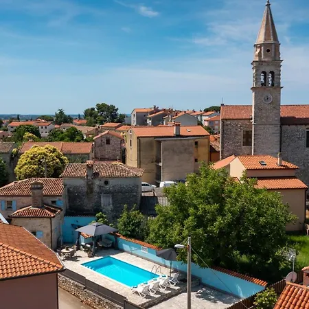 Villa Rustic Casa Tessa With Outdoor Pool In Tar
