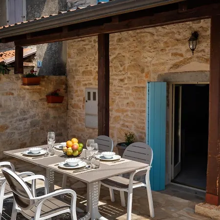 Rustic Casa Tessa With Outdoor Pool In Tar Vila Tar-Vabriga